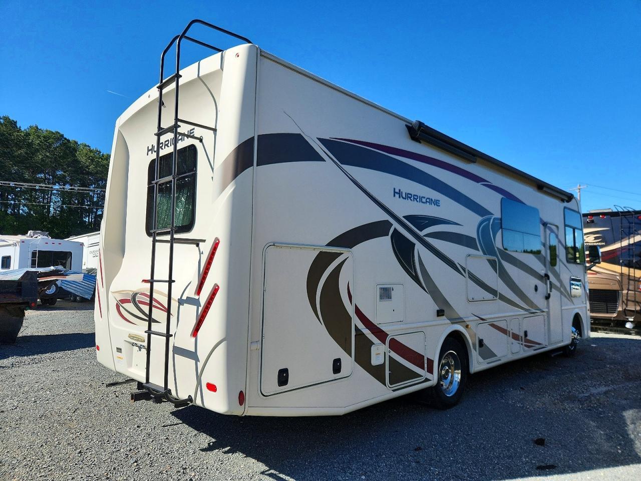 2020 Hurricane 2019 Ford Hurricane RV