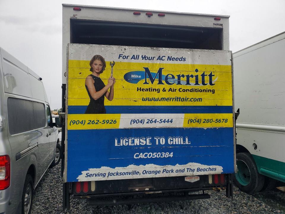 2016 Chevrolet Express BOX Truck