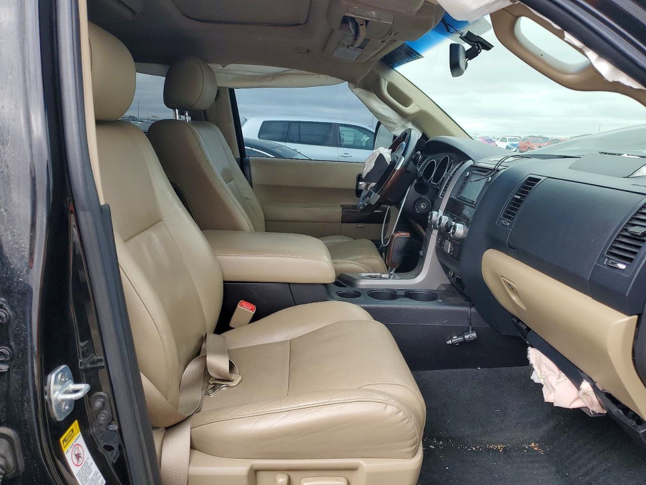 2016 Toyota Sequoia Platinum