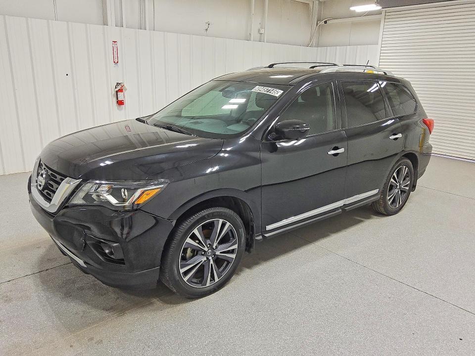 2017 Nissan Pathfinder s