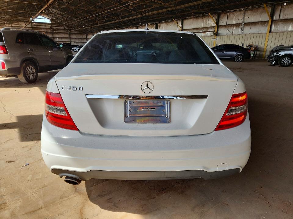2014 Mercedes-Benz C 250