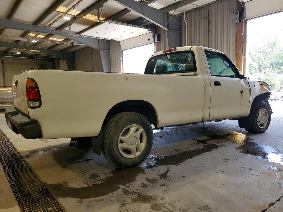 2003 Toyota Tundra Base