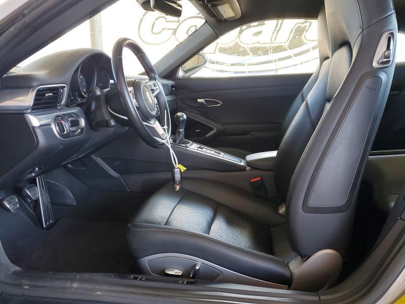 2018 Porsche 911 Carrera