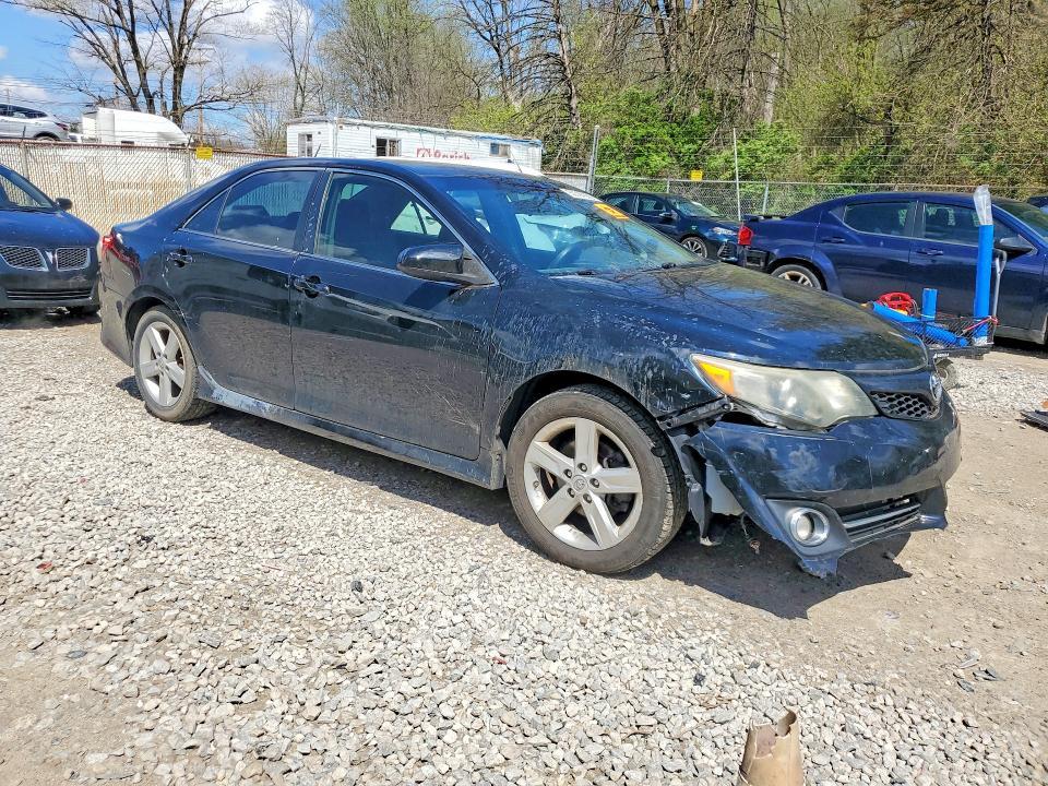 2014 Toyota Camry se