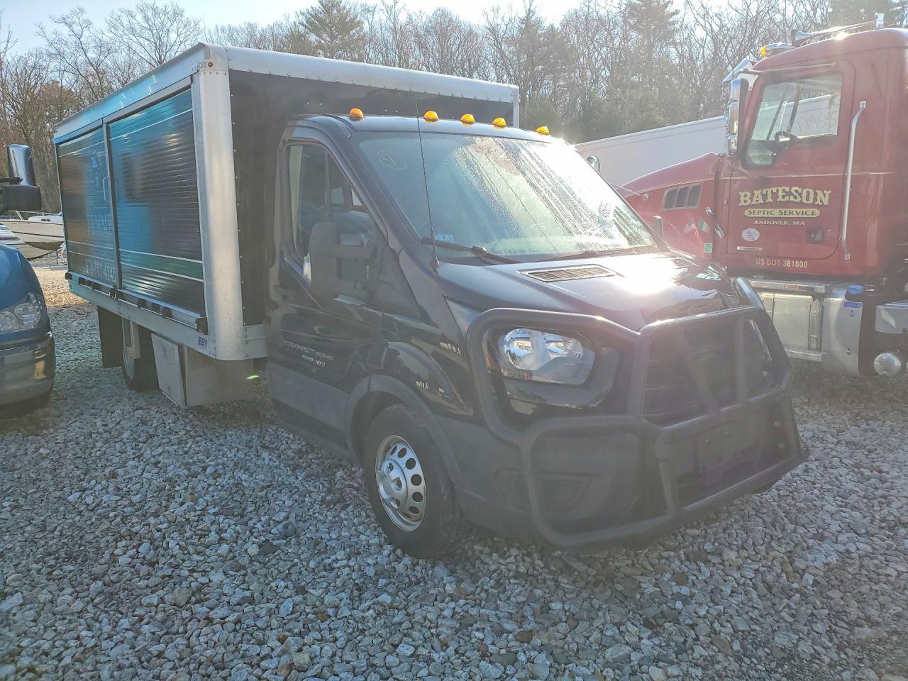 2022 Ford Transit U-BOX Truck