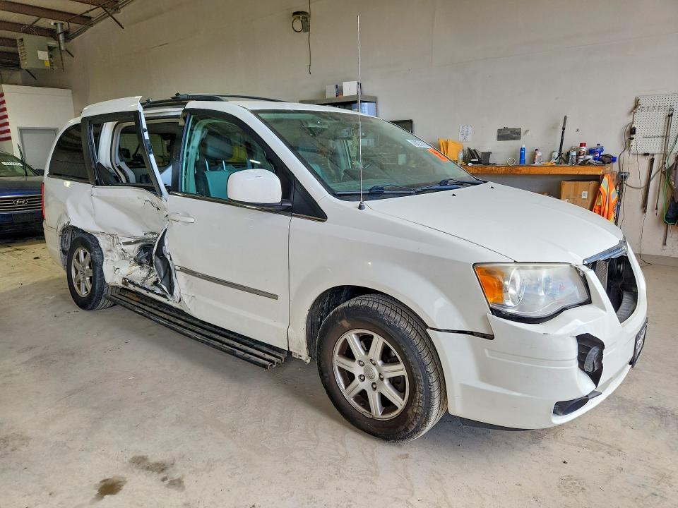 2010 Chrysler Town & Country Touring Plus