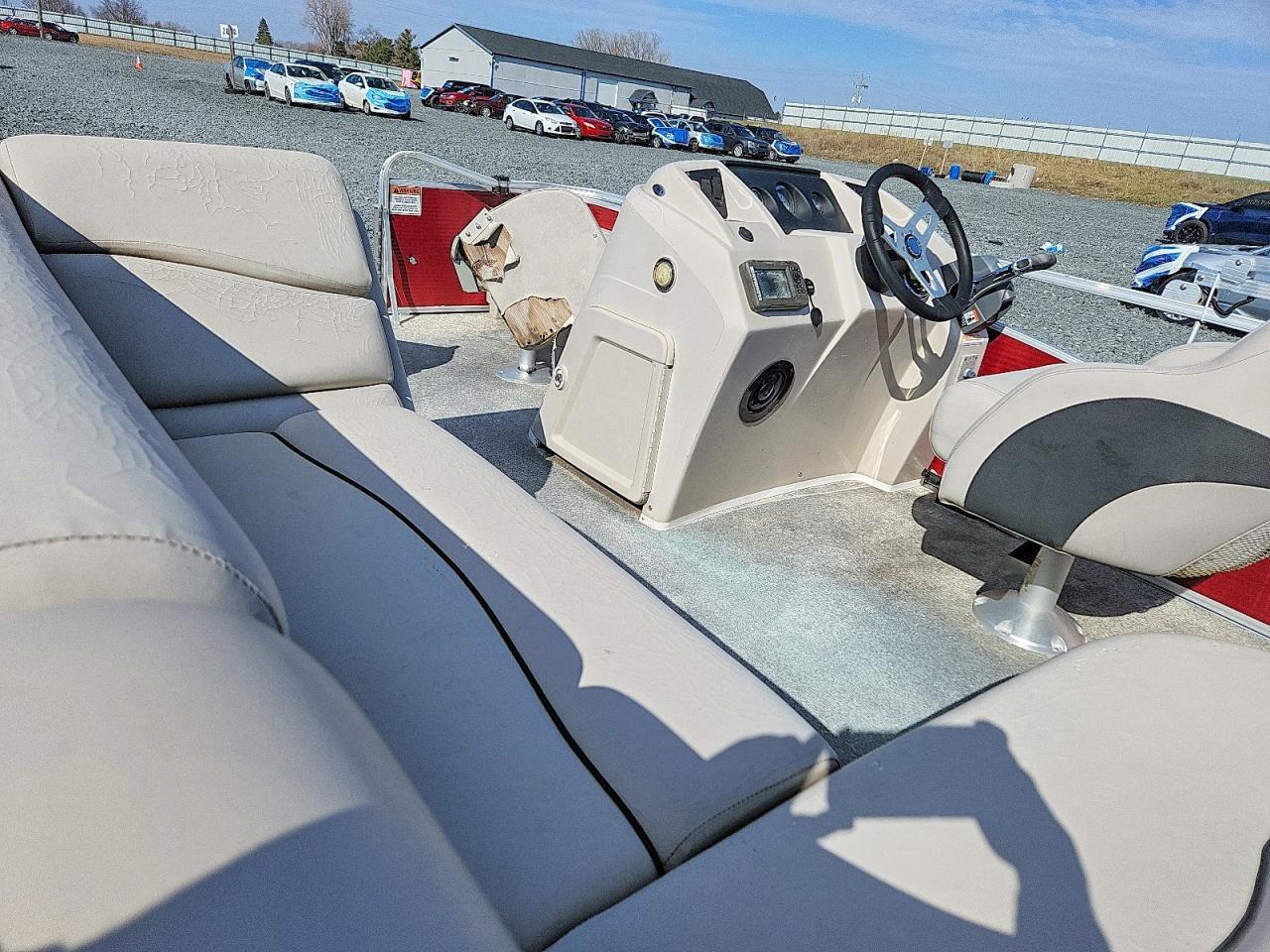 2019 Bennington Pontoon