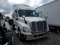 Vehiculos salvage en venta de Copart Cicero, IN: 2018 Freightliner Cascadia 125 Semi Truck