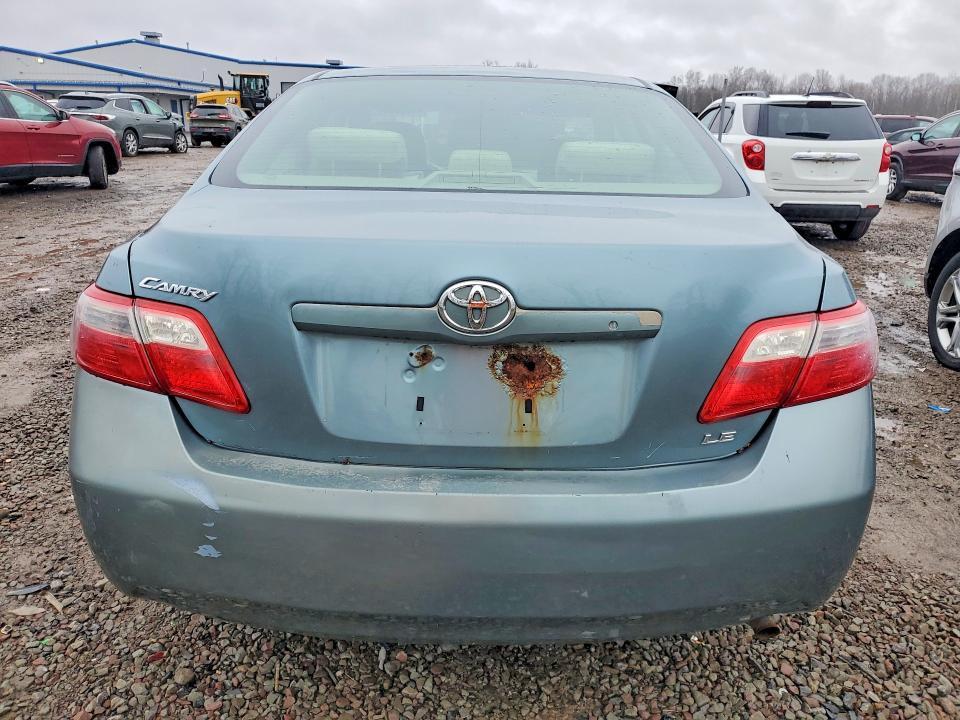 2009 Toyota Camry le