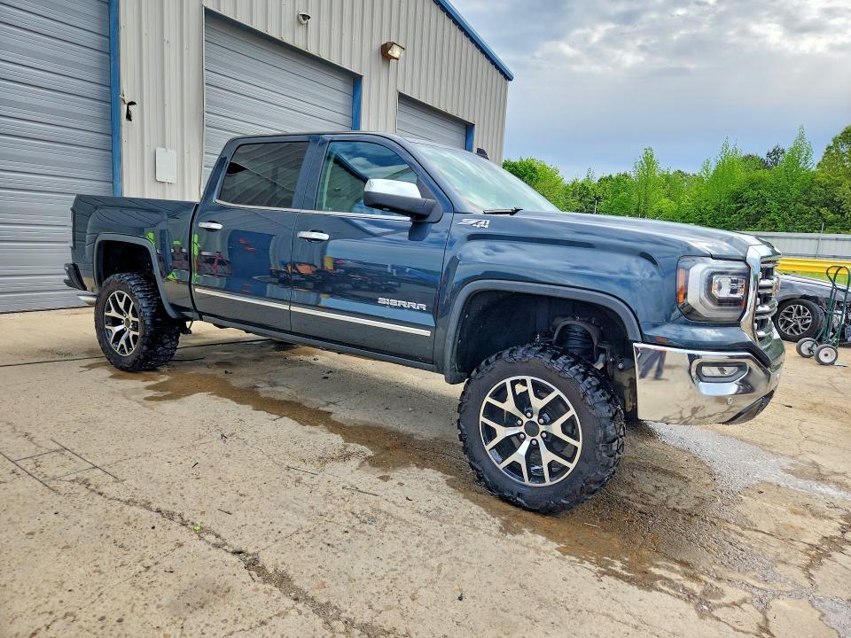 2018 GMC Sierra K1500 SLT