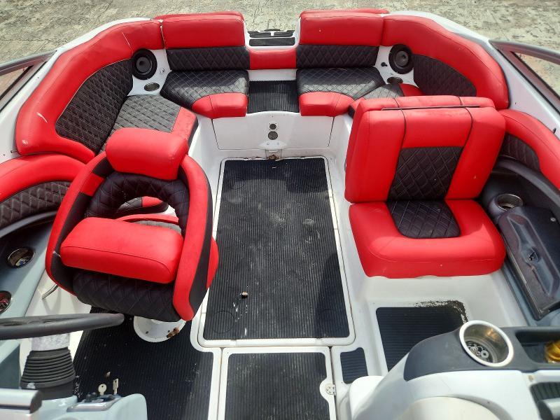 2012 YAM Boat