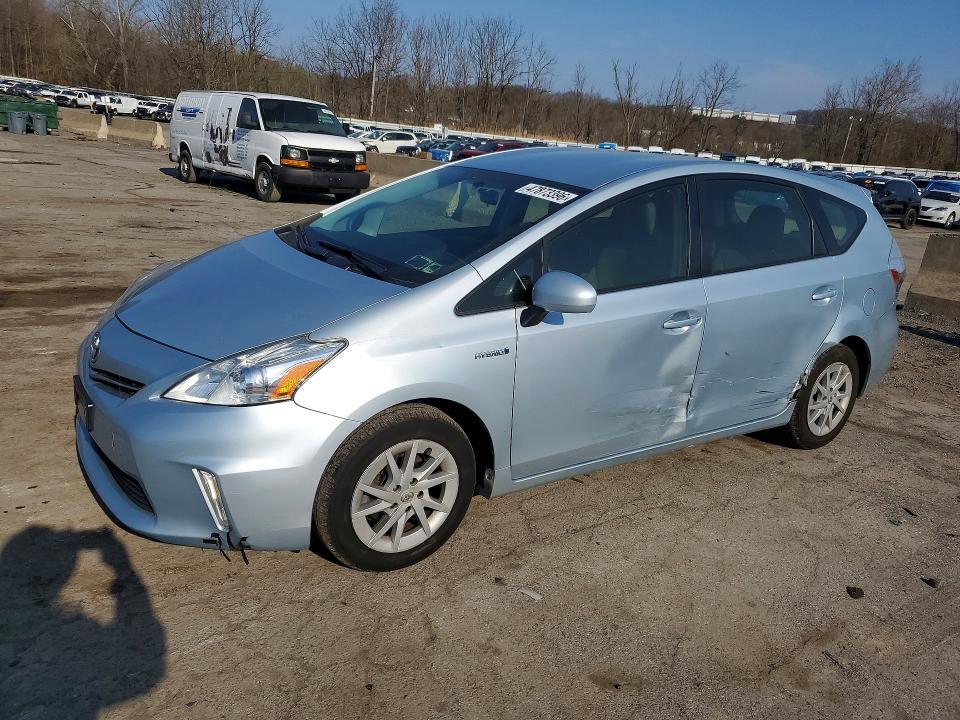 2014 Toyota Prius v Three