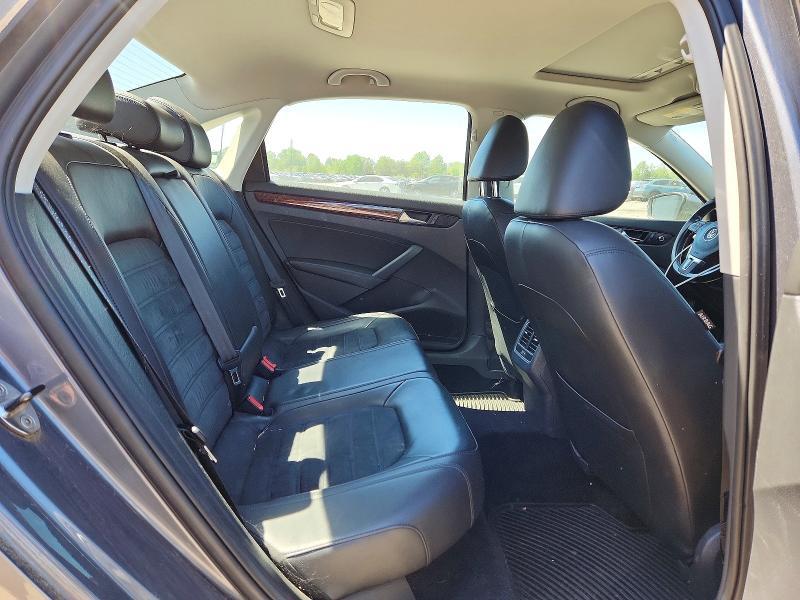 2013 Volkswagen Passat sel