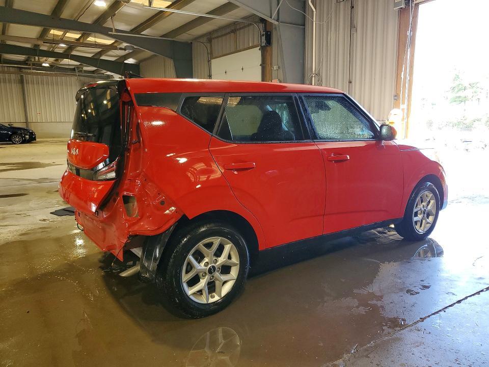2024 KIA Soul lx