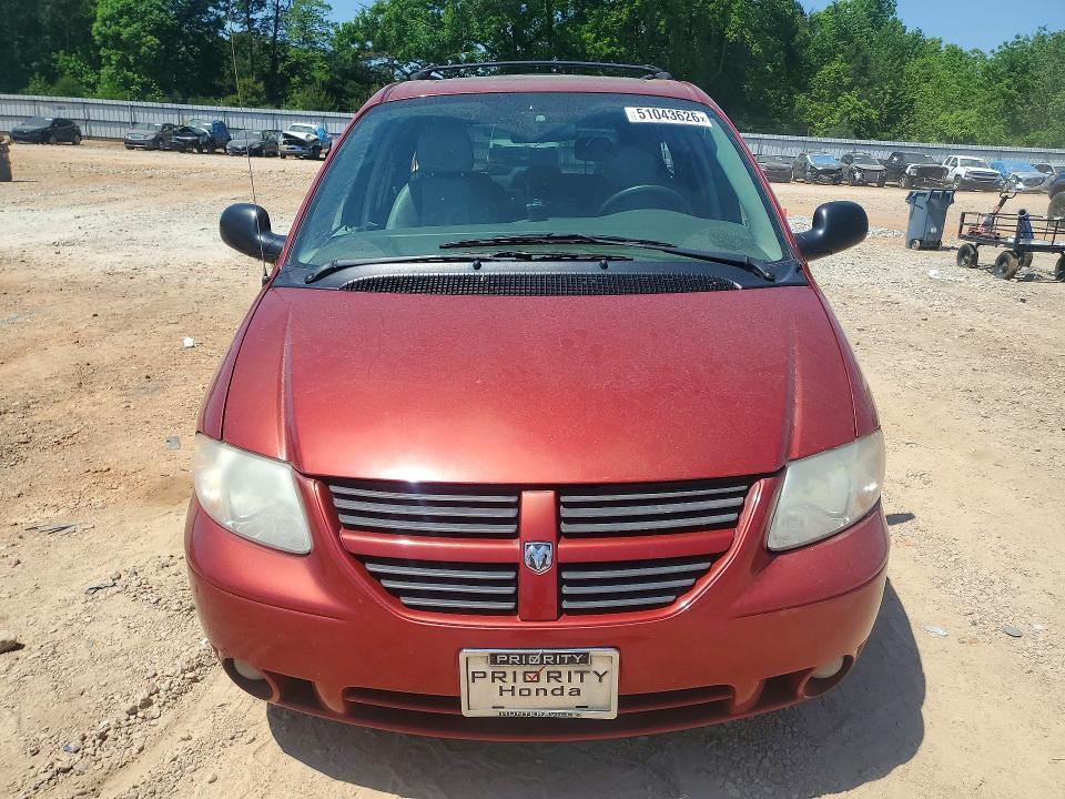 2005 Dodge Grand Caravan sxt