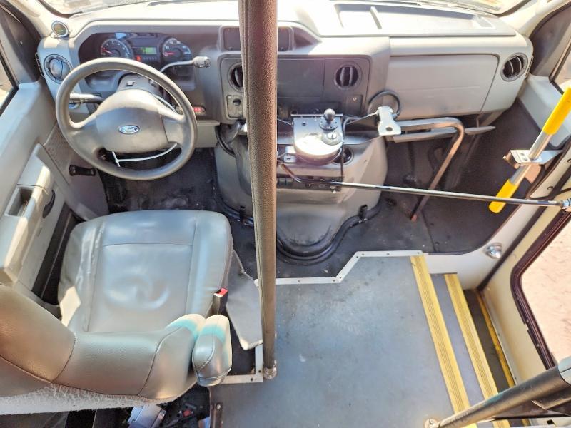 2013 Ford Econo E350