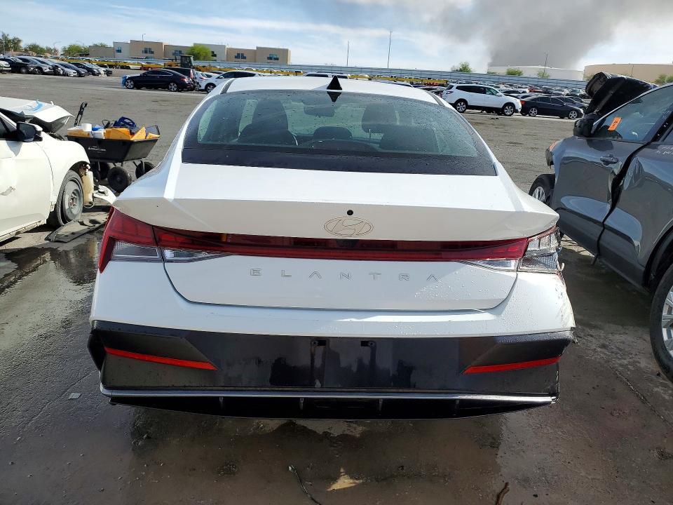 2025 Hyundai Elantra sel