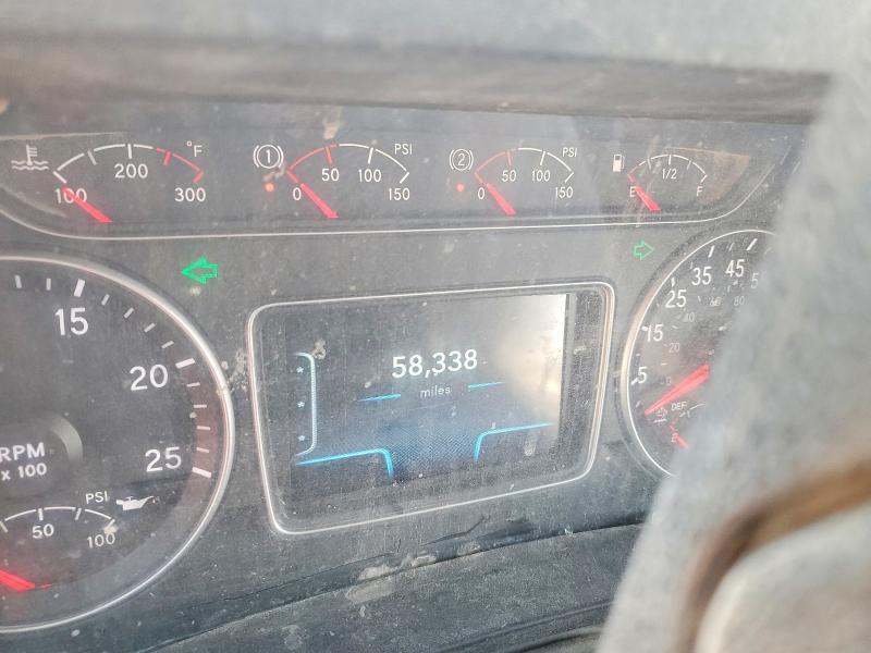 2023 International Hx620