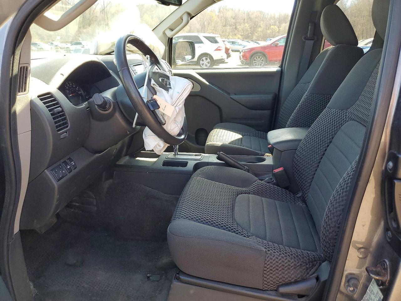 2016 Nissan Frontier SV V6