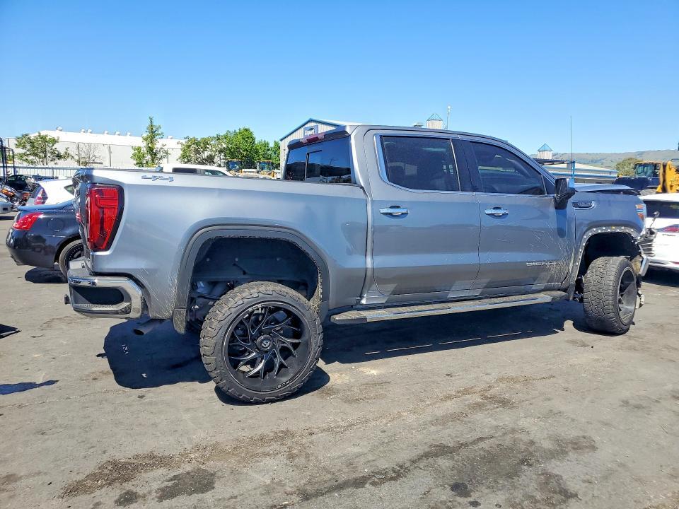 2021 GMC Sierra K1500 SLT