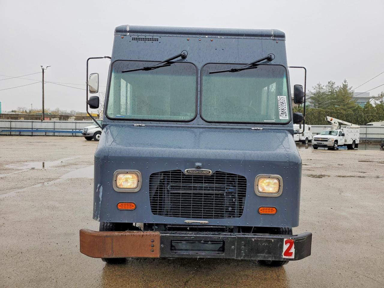2020 Freightliner MT45G Chassis Delivery Truck