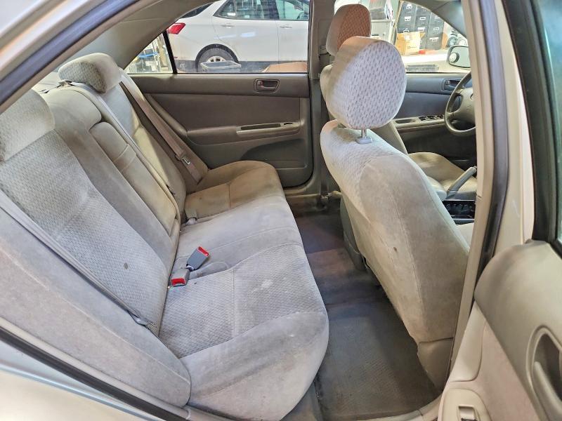 2002 Toyota Camry le V6