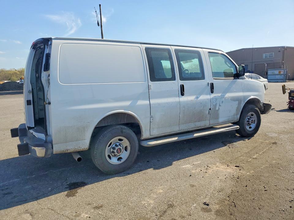 2025 GMC Savana G2500