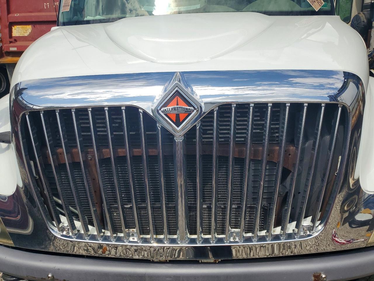 2013 International 4300 BOX Truck