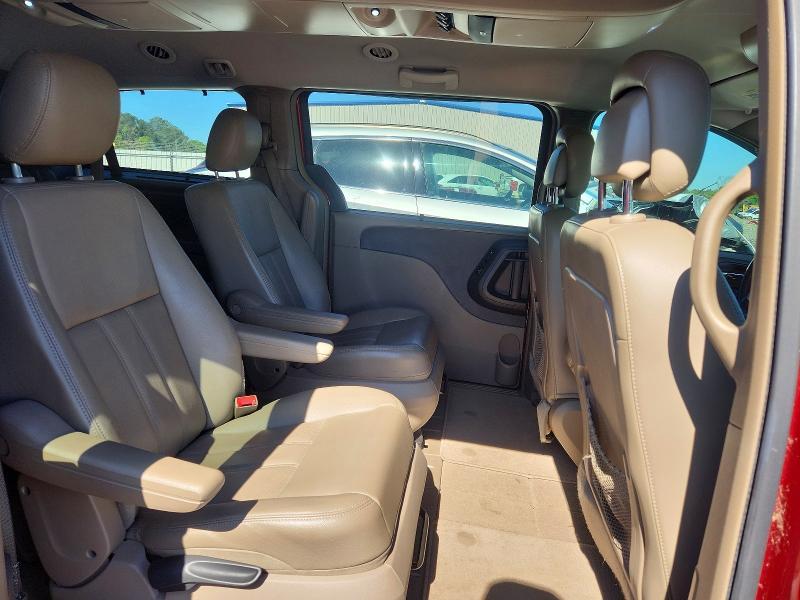 2015 Chrysler Town & Country Touring l