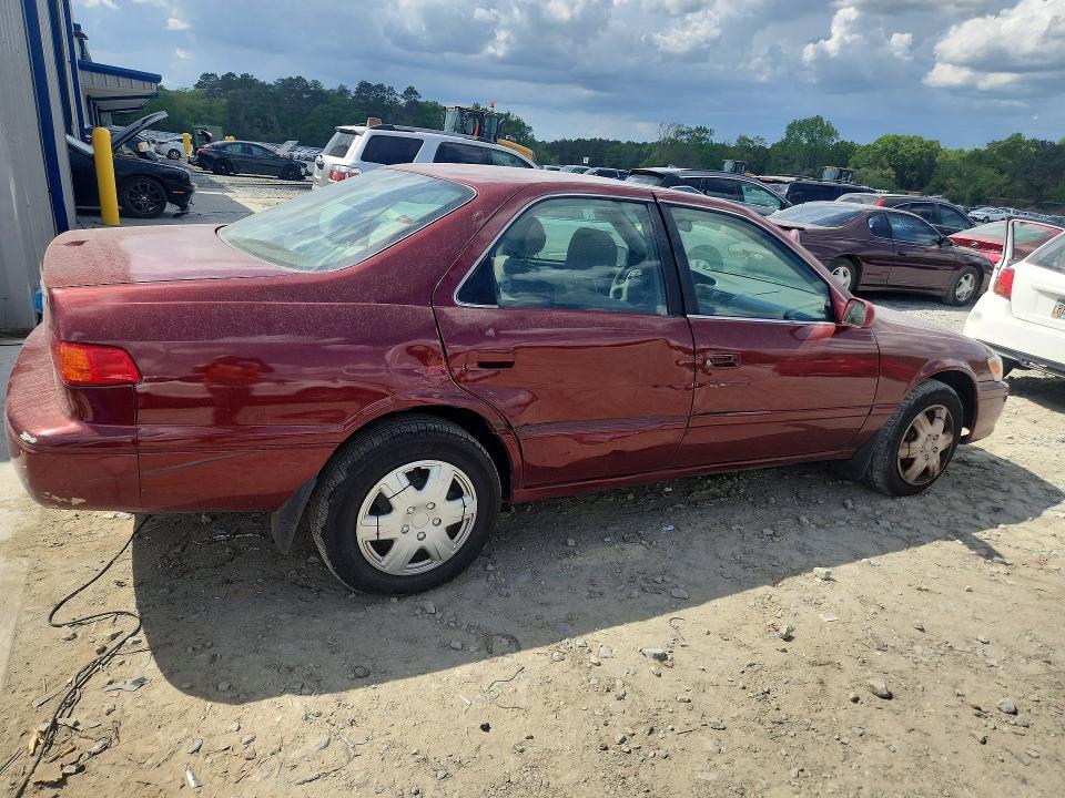 2000 Toyota Camry le