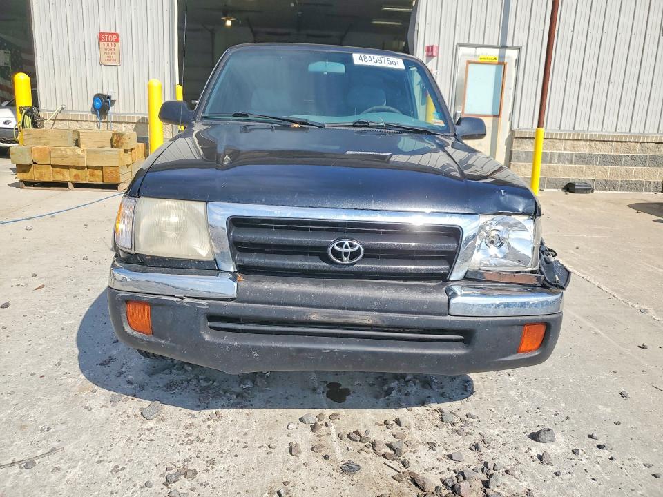 2000 Toyota Tacoma Base