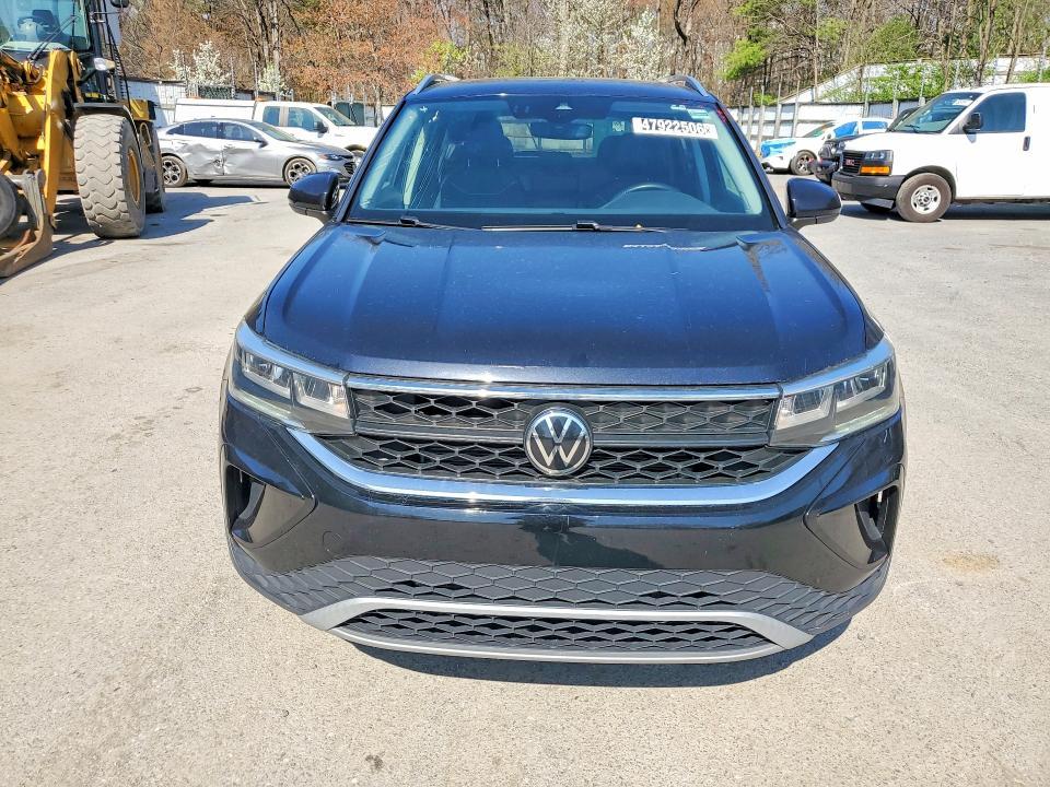 2023 Volkswagen Taos se