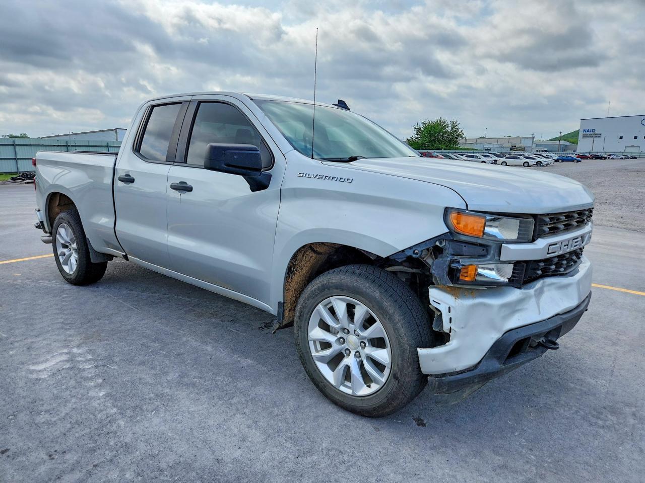2020 Chevrolet Silverado C1500 Custom