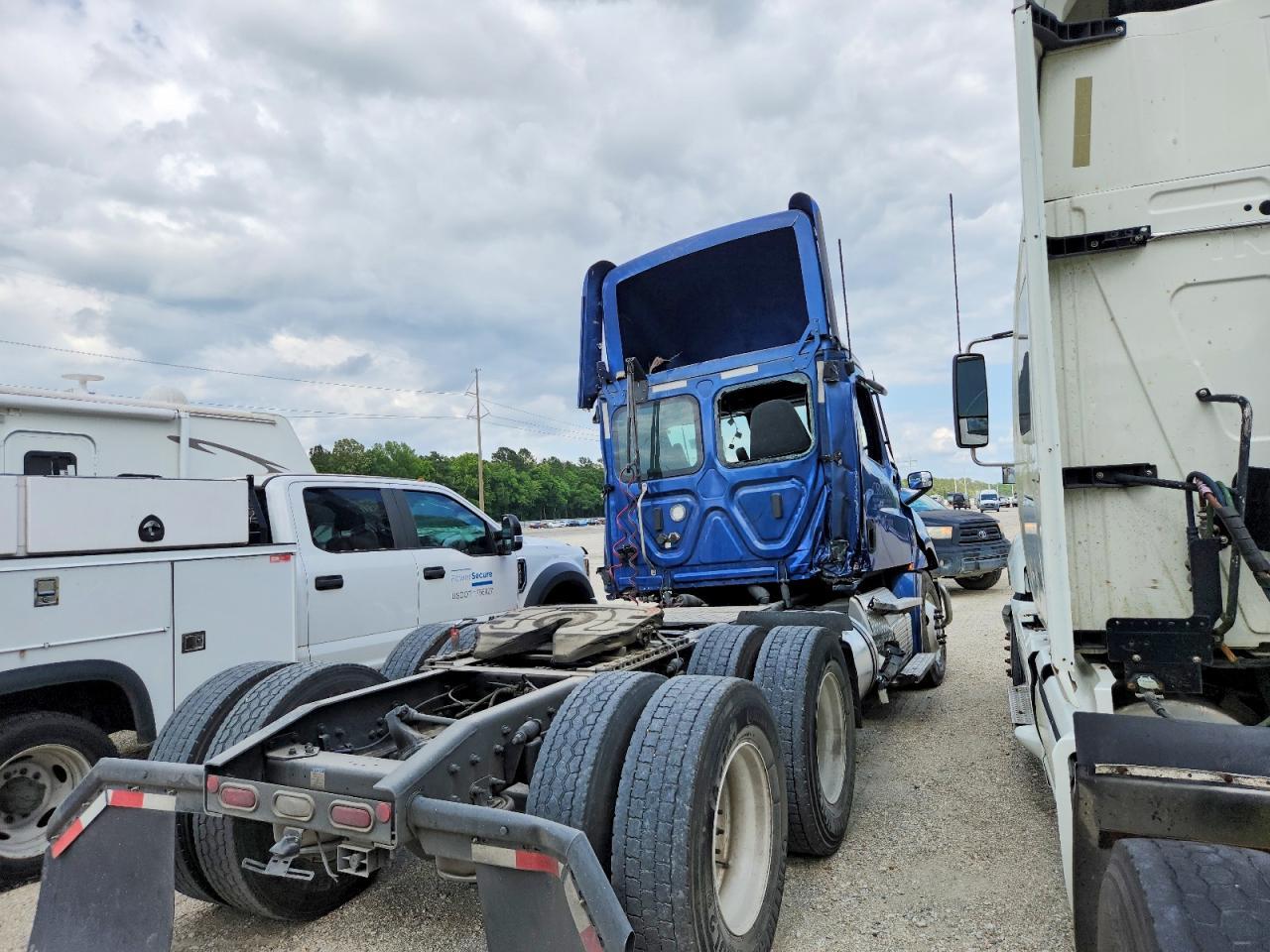 2025 Freigliner 2025 Freightliner Cascadia 126 Semi Truck