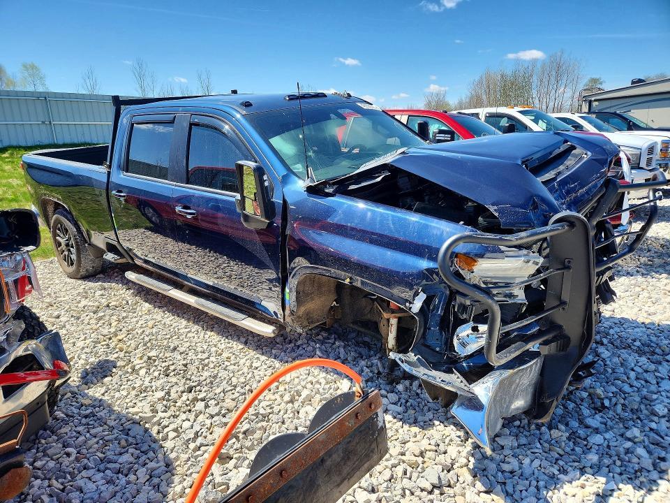 2022 Chevrolet Silverado K3500 LT