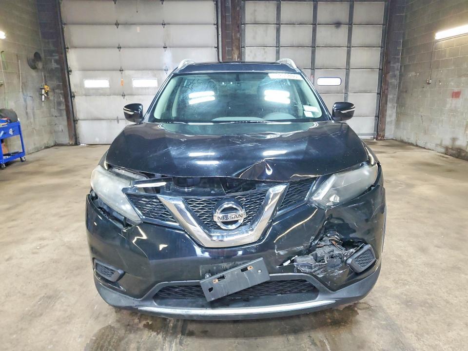 2015 Nissan Rogue sv