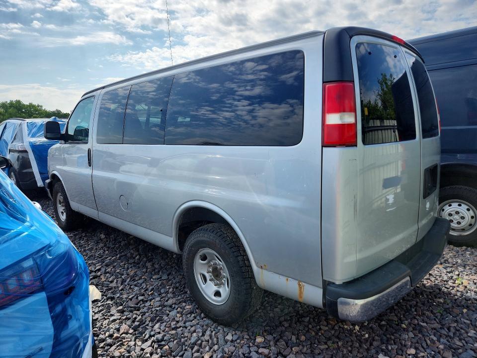 2019 Chevrolet Express G2500 LT