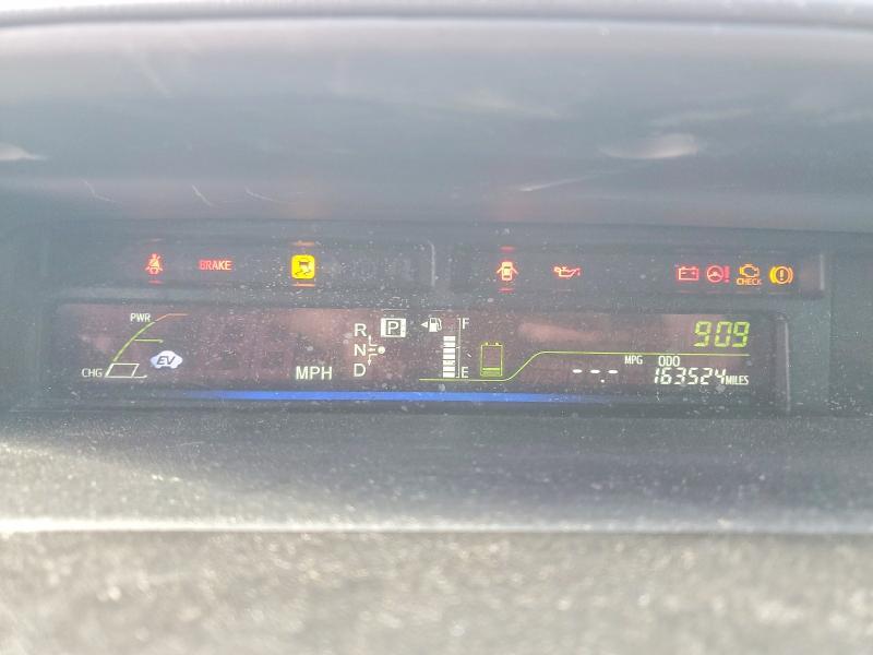 2013 Toyota Prius v Three