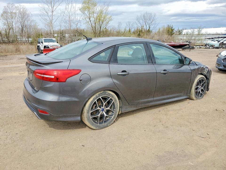 2016 Ford Focus se
