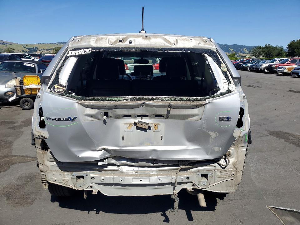 2016 Toyota Prius v Four