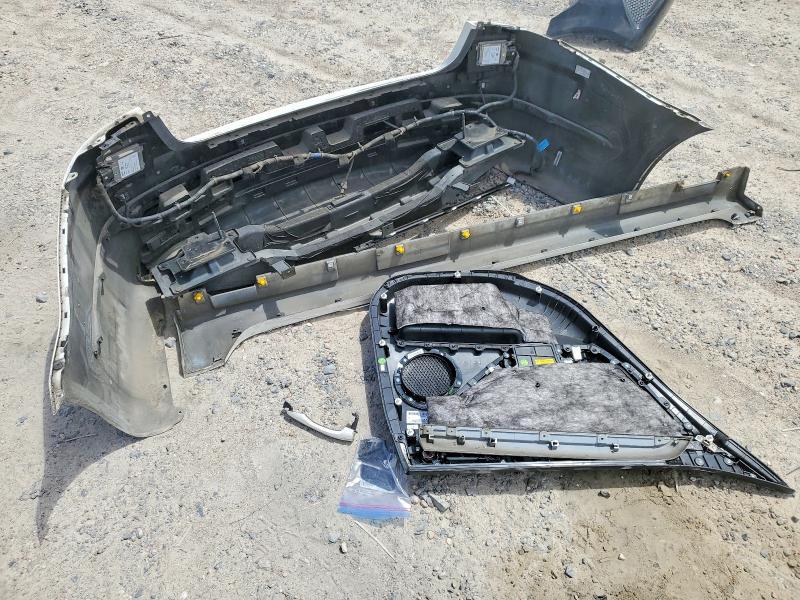 2015 KIA Cadenza Limited