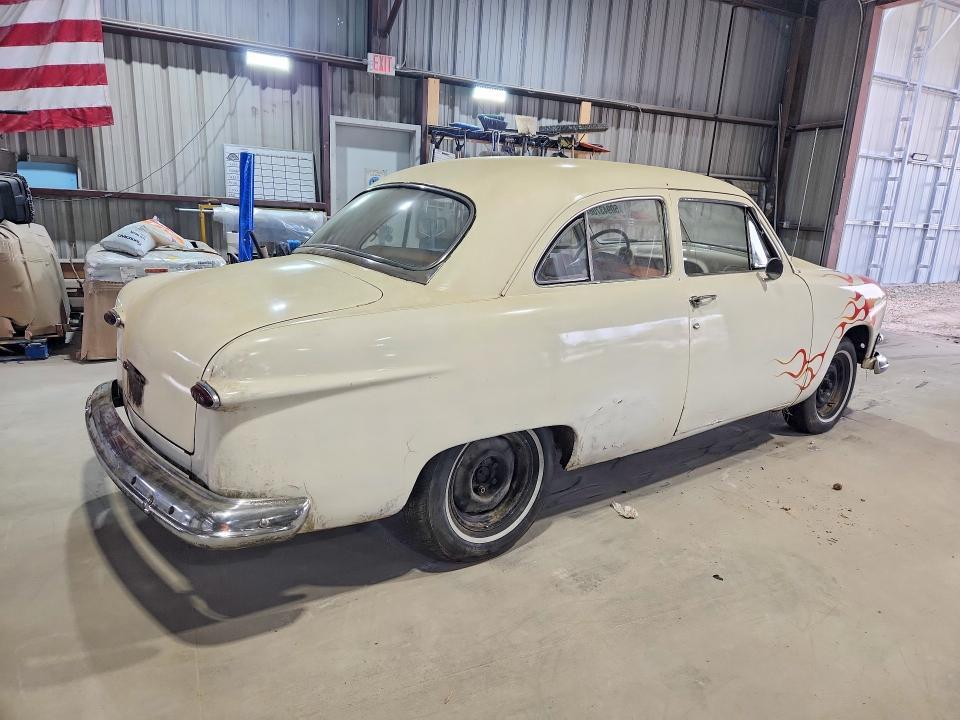 1951 Ford Custom Deluxe