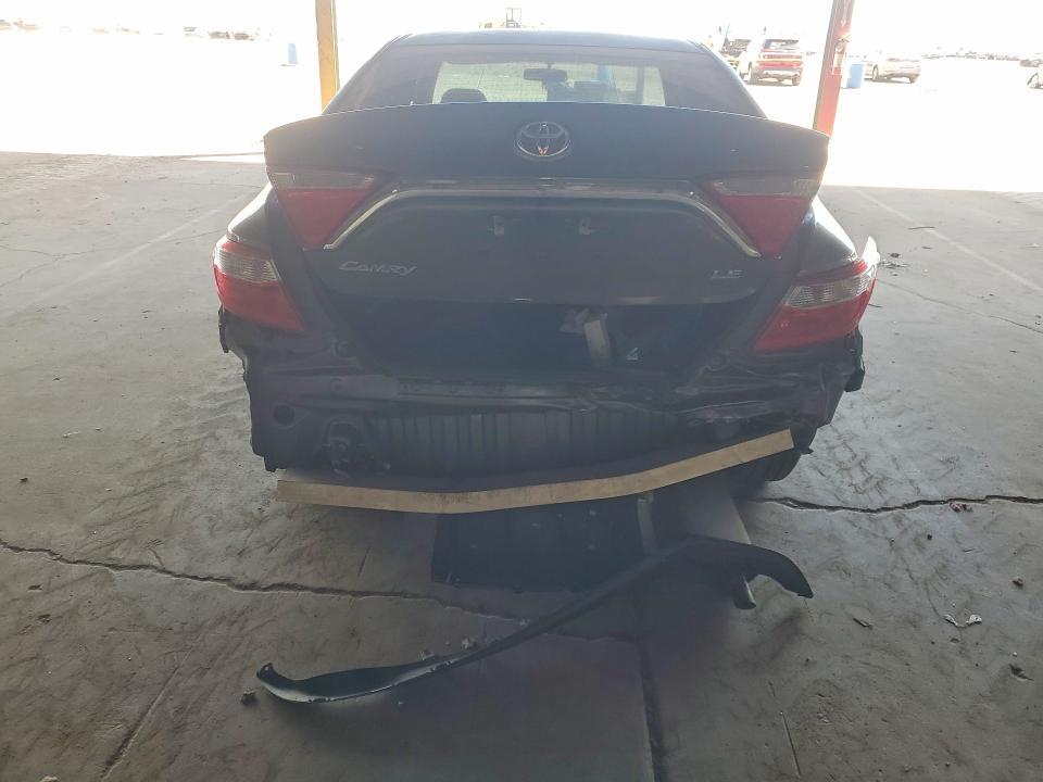 2017 Toyota Camry le