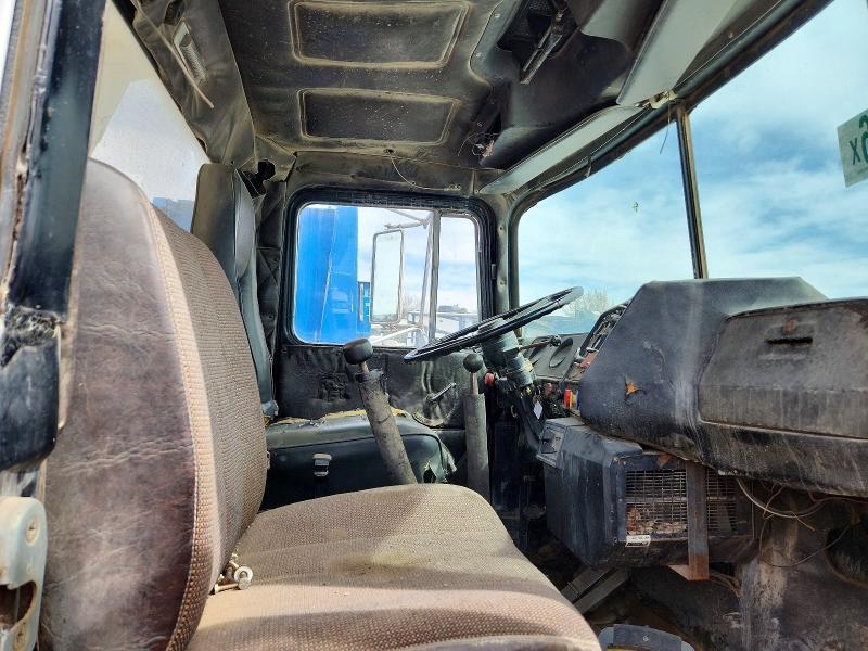 1984 Mack 600 Rs600