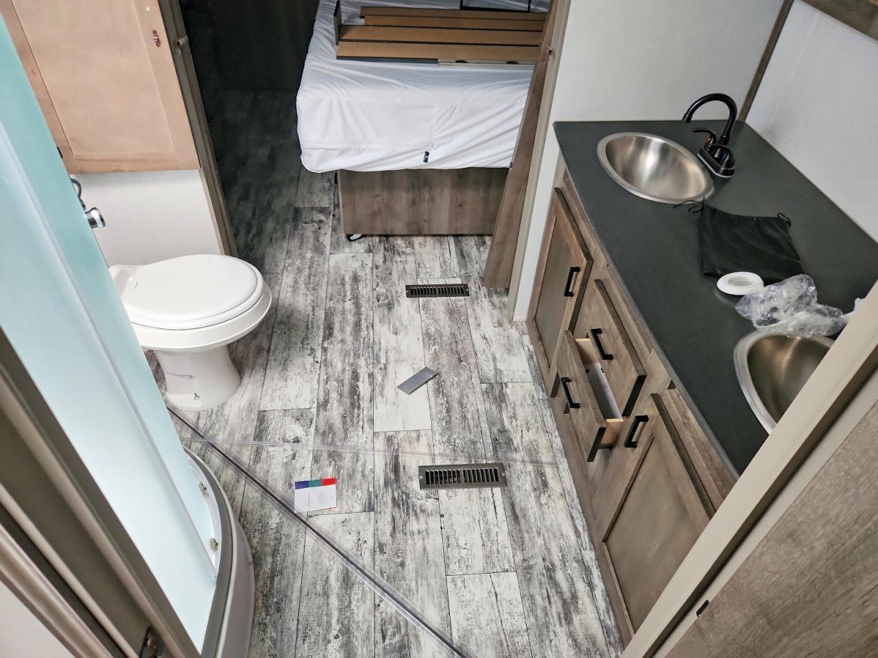 2020 Keystone Sprinter Camper