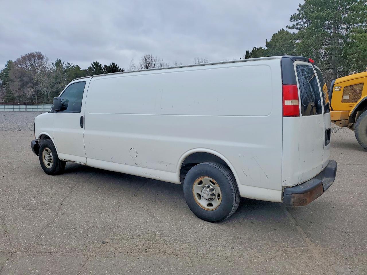 2015 Chev Express 2