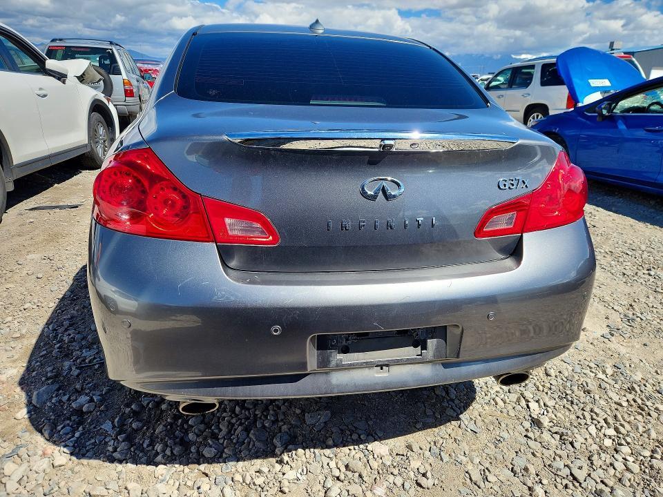 2013 Infiniti G37 Sedan x