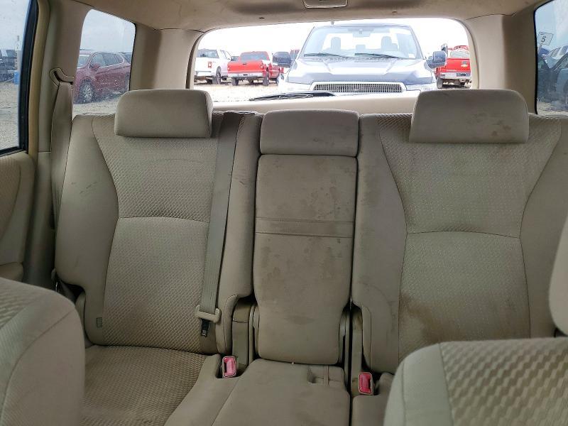 2004 Toyota Highlander Base