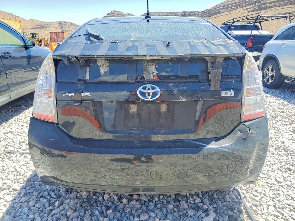 2010 Toyota Prius iii