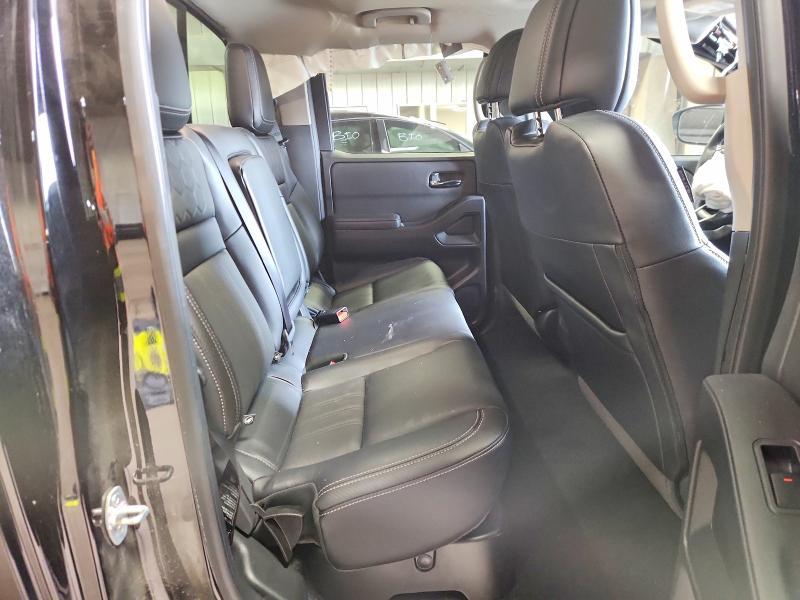 2024 Nissan Frontier SL
